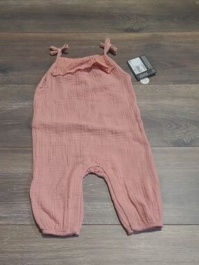 Gerber NEW 100% Cotton Rust Orange Eyelet Embodied Lace Romper Size 3-6m NWT